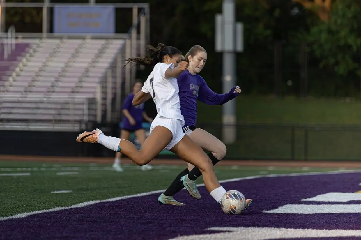 Girls soccer photo by Noah Engle
